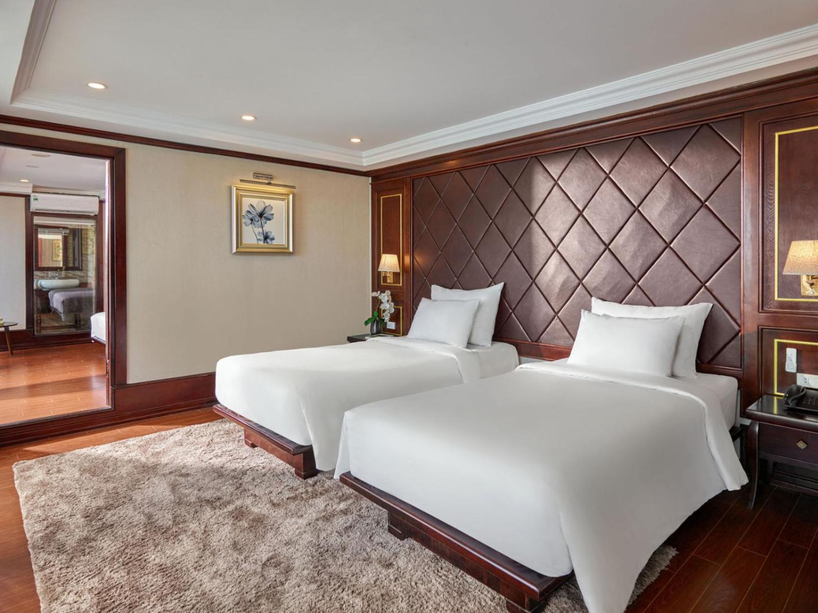 Hotel Halong Luxury Cruise à Hạ Long Extérieur photo