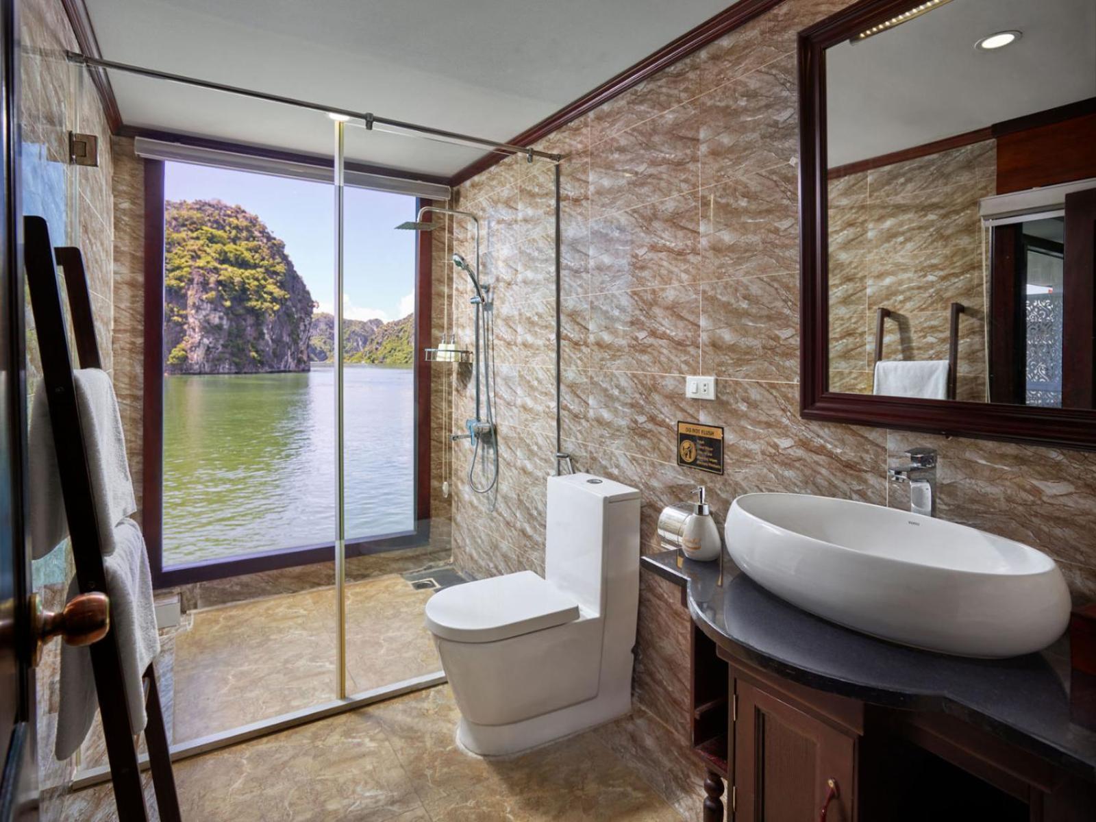 Hotel Halong Luxury Cruise à Hạ Long Extérieur photo